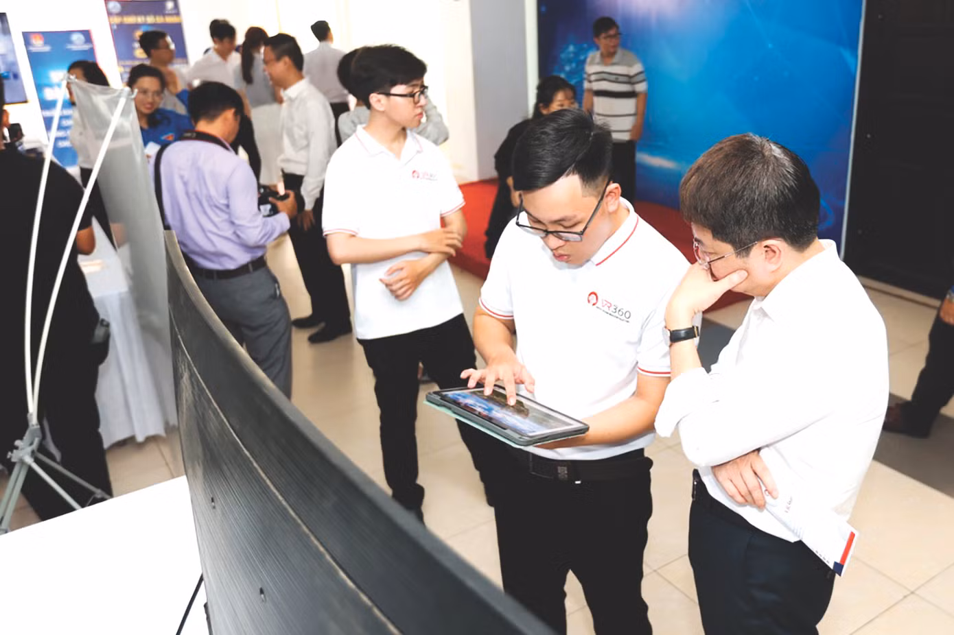 Các start-up được ươm tạo ở Đà Nẵng nhận được nhiều sự hỗ trợ của các start-up đời đầu. Ảnh: Giang Thanh