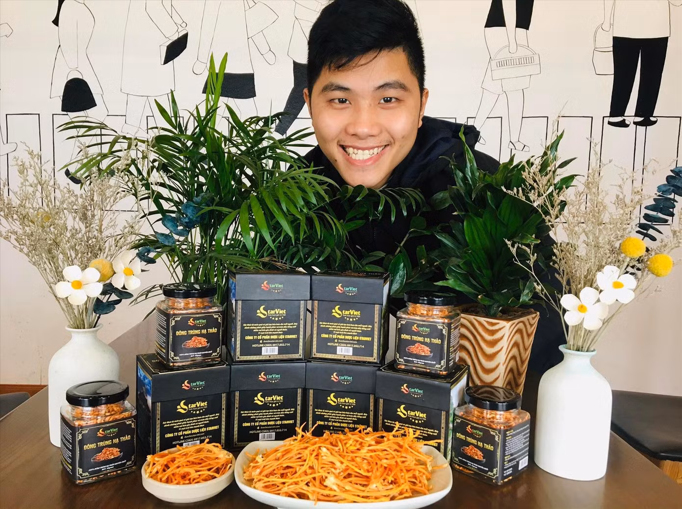 Anh Ngô Minh Đạt, Giám đốc Cty StarViet khởi nghiệp thành công với mô hình nuôi trồng đông trùng hạ thảo