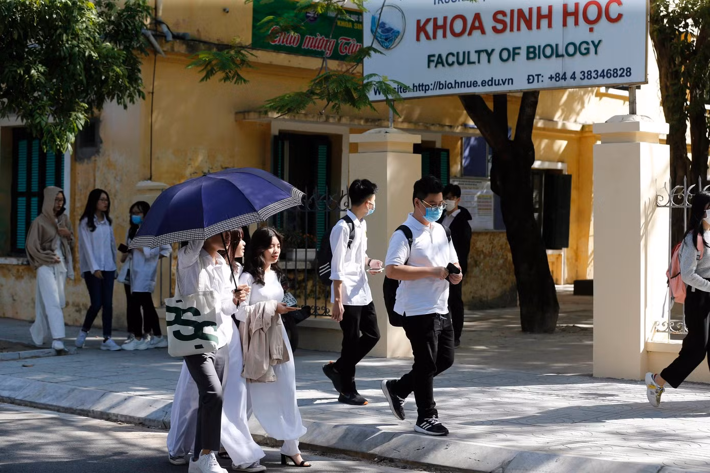 Nếu cứ chạy theo chỉ tiêu, thí sinh sẽ vẫn còn chóng mặt vì các thay đổi trong chính sách tuyển sinh. Ảnh: P.V