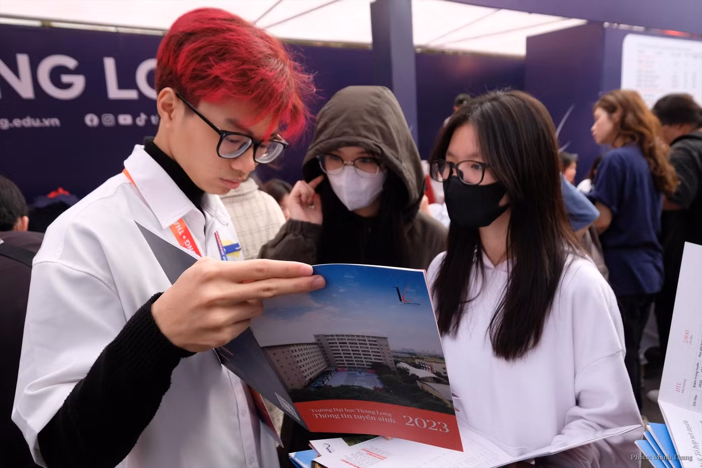 Học phí ĐH không thể không tăng, nhưng tăng như thế nào cho hợp lý? Ảnh: Mạnh Thắng