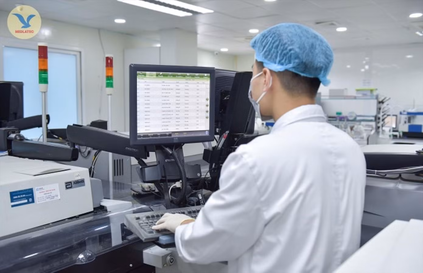 Xét nghiệm tìm nguyên nhân gây vô sinh ở nam giới