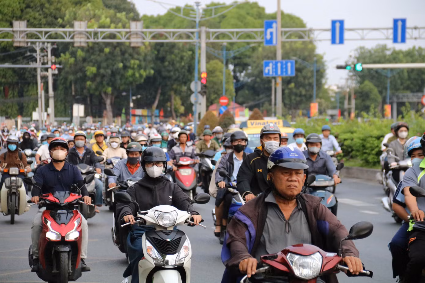 Do ảnh hưởng bởi không khí lạnh, thời tiết TPHCM sau kỳ nghỉ Tết Nguyên đán 2025 vẫn tiếp tục se lạnh, một vài vài ngày có khả năng xuất hiện sương mù. Ảnh minh họa: Như Ngọc