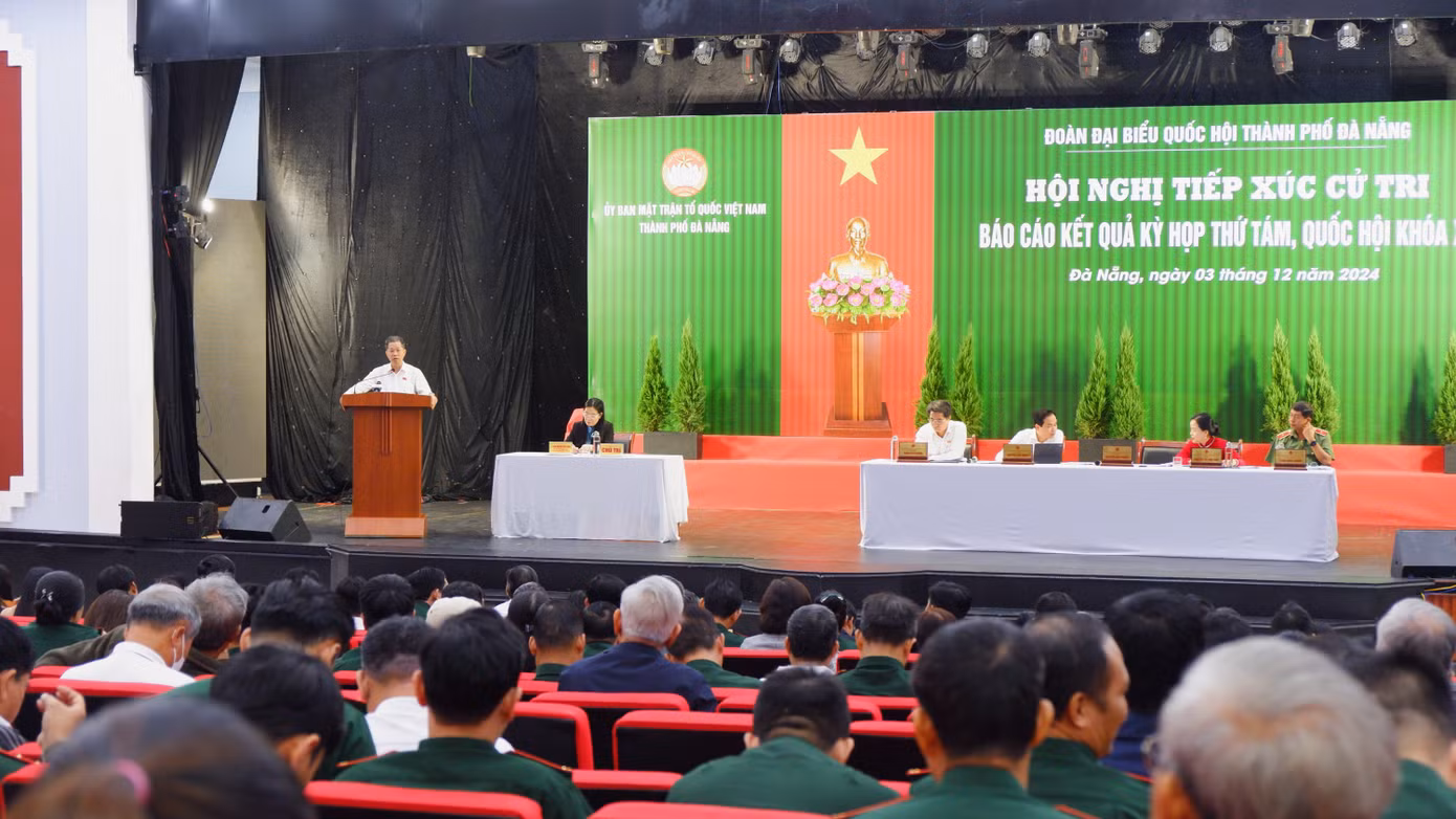 Quang cảnh buổi tiếp xúc cử tri của Đoàn ĐBQH TP. Đà Nẵng. (Ảnh: Nguyễn Thành)