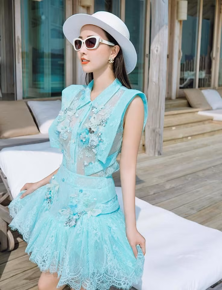 Các bộ ảnh đều được cô nàng đầu tư từ trang phục lẫn concept.