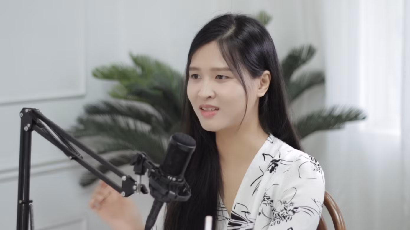 Chuyên gia Tâm lý Đặng Hoàng Ngân chia sẻ trong một số nghiên cứu, những người “đi bắt nạt” có thể từng là nạn nhân.”