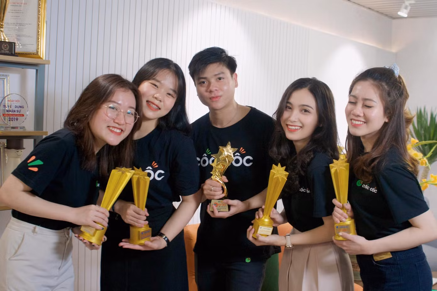 Diệu Linh là đại sứ sinh viên của Cốc Cốc.