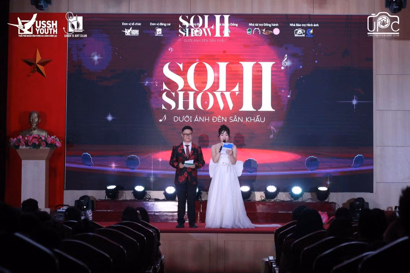 Thảo với vai trò MC tại Sol Show II.