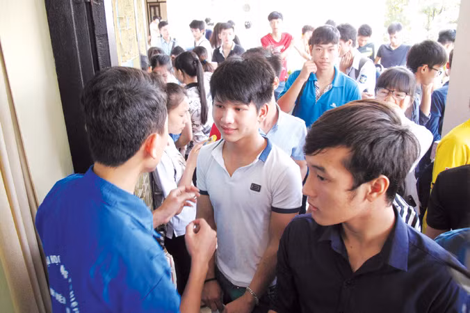 Nữ hiệu trưởng 'ưu ái' tuyển dụng con gái bị cách chức ảnh 3 Nữ hiệu trưởng 'ưu ái' tuyển dụng con gái bị cách chức ảnh 3