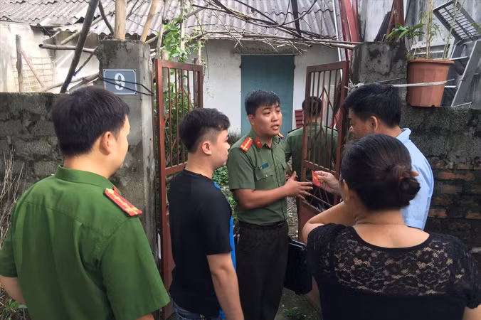 Bắt cán bộ gian lận điểm thi ở Hòa Bình: Dậy sóng cả vùng quê ảnh 2