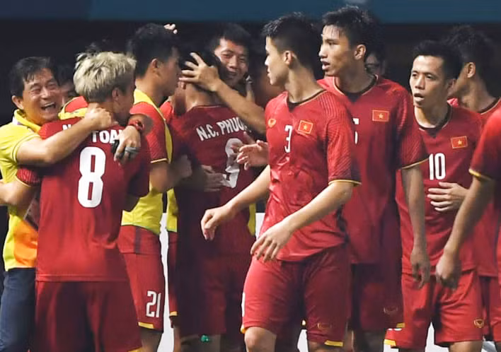 Văn Hậu trở lại đội hình Olympic Việt Nam ở trận tranh HCĐ ​ ảnh 2