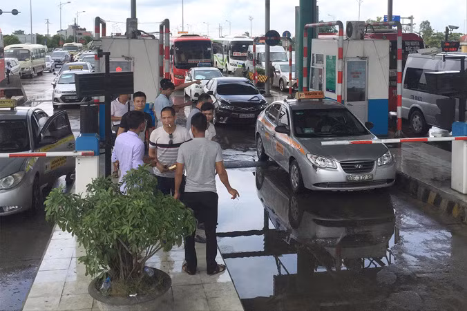 Trạm BOT có giang hồ khoe ‘của quý’ vẫn đang tháo khoán ảnh 1