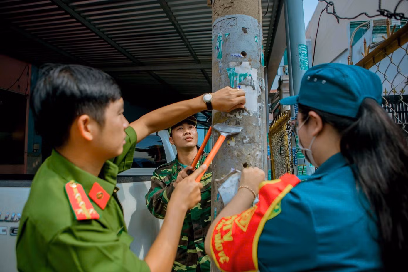 Nhiều hoạt động thiết thực của tuổi trẻ hai lực lượng trong thời gian qua. Ảnh: Ban Thanh niên CAND. Nhiều hoạt động thiết thực của tuổi trẻ hai lực lượng trong thời gian qua. Ảnh: Ban Thanh niên CAND.