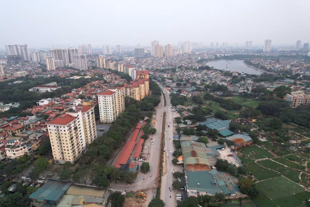 Đoạn giữa đường Vành đai 2,5 đã hoàn thành từ lâu nhưng chưa thể sử dụng.