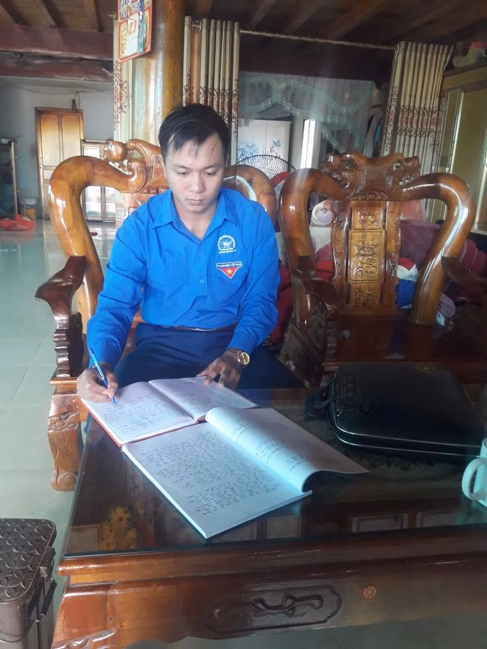 Anh Vi Văn Đen - Bí thư chi bộ bản Xẹt 2, xã Châu Thắng, huyện Quỳ Châu