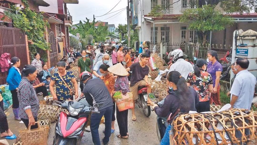 Một góc chợ đông vui