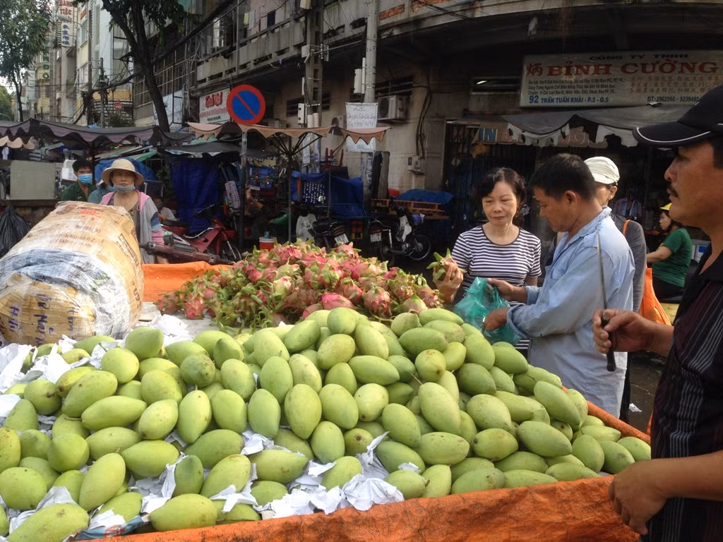 'Lá xông, bánh ú nước tro' đắt hàng trước tết Đoan Ngọ ảnh 10