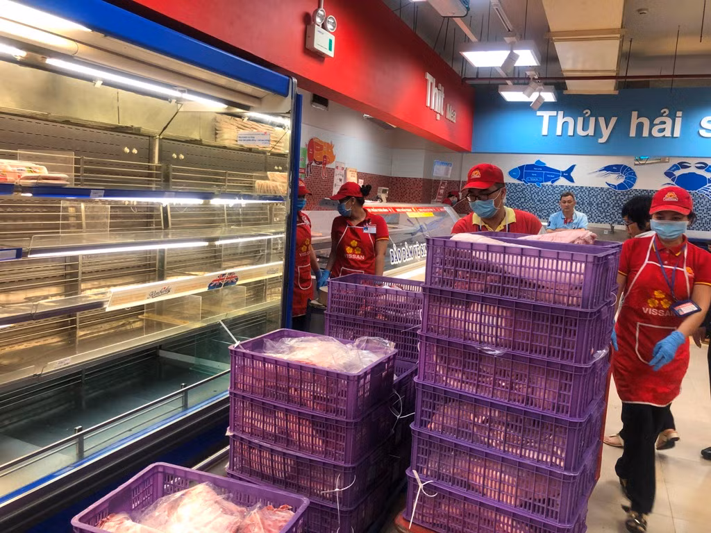 Doanh nghiệp không dám hạ giá thịt heo vì sợ dân nghi 'có vấn đề' ảnh 9