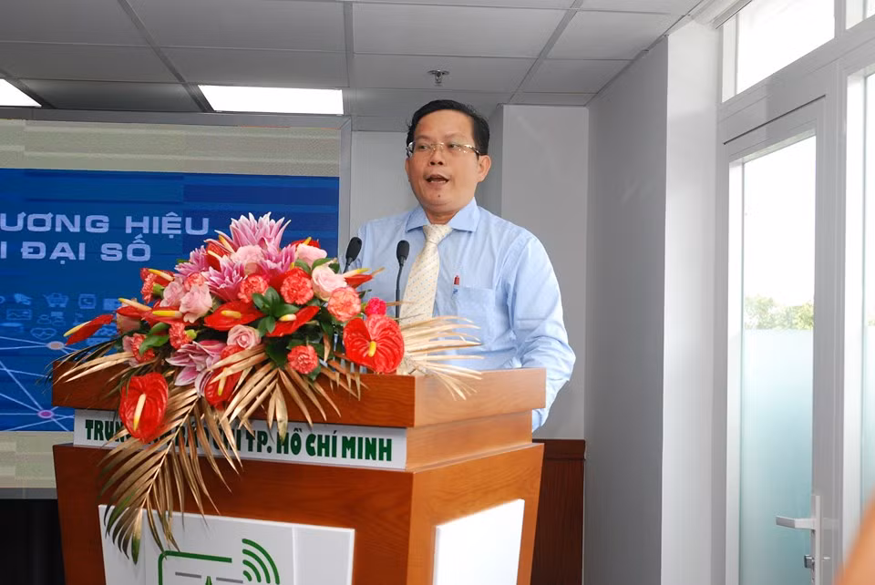 Người làm báo không có 'cái đầu lạnh' dễ rơi vào bẫy tin đồn ảnh 3
