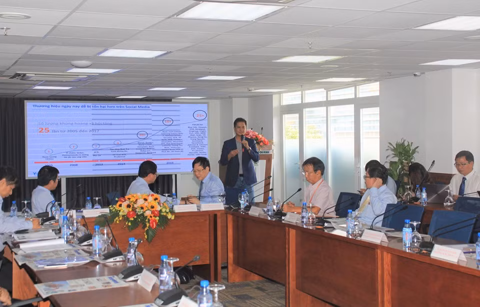 Một người am hiểu mạng xã hội còn đáng sợ hơn cả thẩm phán ảnh 2
