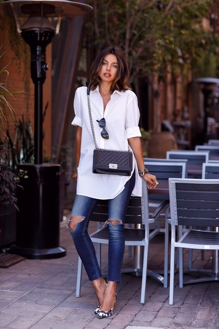 Muôn cách biến tấu cùng quần jeans-áo sơ mi trắng ảnh 15