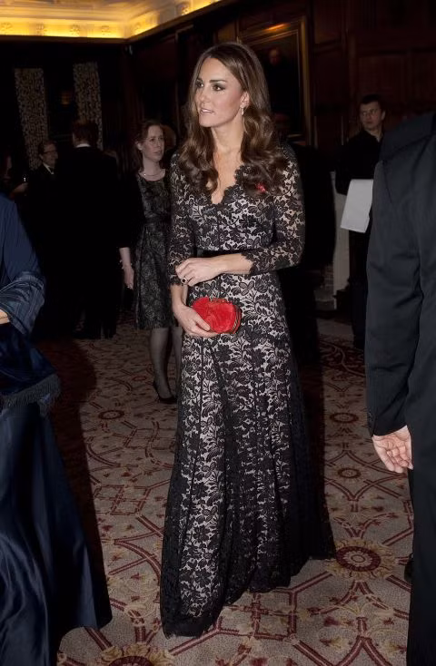 Gout thời trang thanh lịch của công nương Kate Middleton ảnh 20
