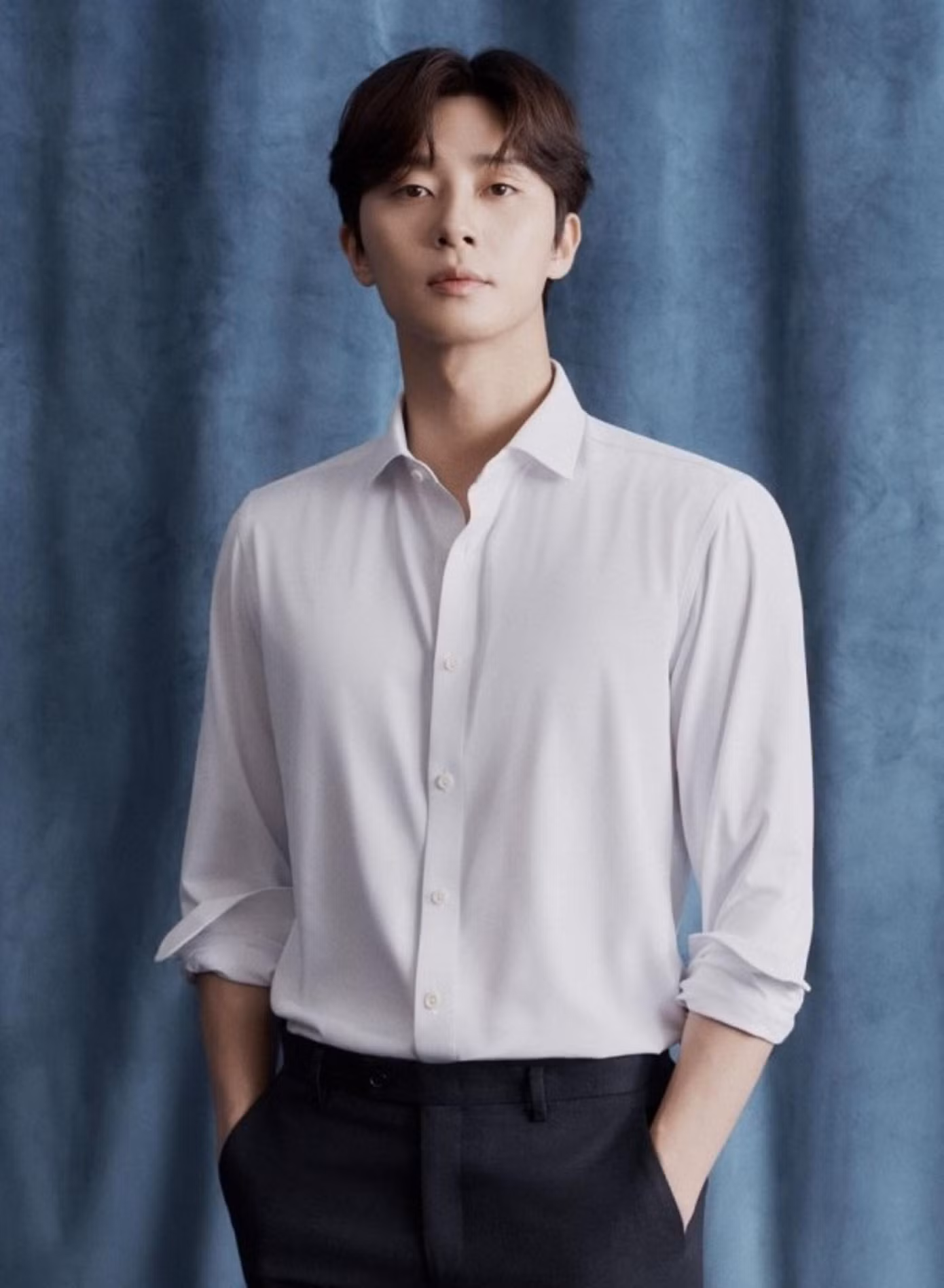 12. Park Seo Joon: Anh đặc biệt nổi tiếng những năm gần đây nhờ thành công của "Itaewon Class", "Thư ký Kim sao thế?". Gần đây, anh còn được mời tham gia dự án của Marvel. Trong cuộc khảo sát, anh đứng đầu về mức độ yêu thích tại Nhật Bản.