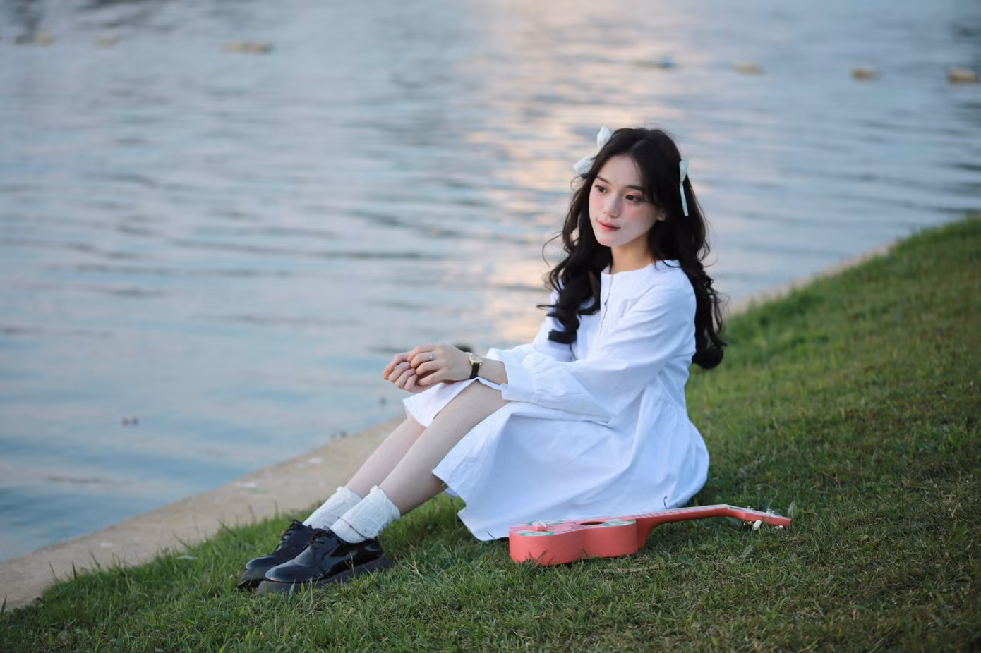 Song song với việc học Thùy Trang làm nhiều công việc khác nhau.