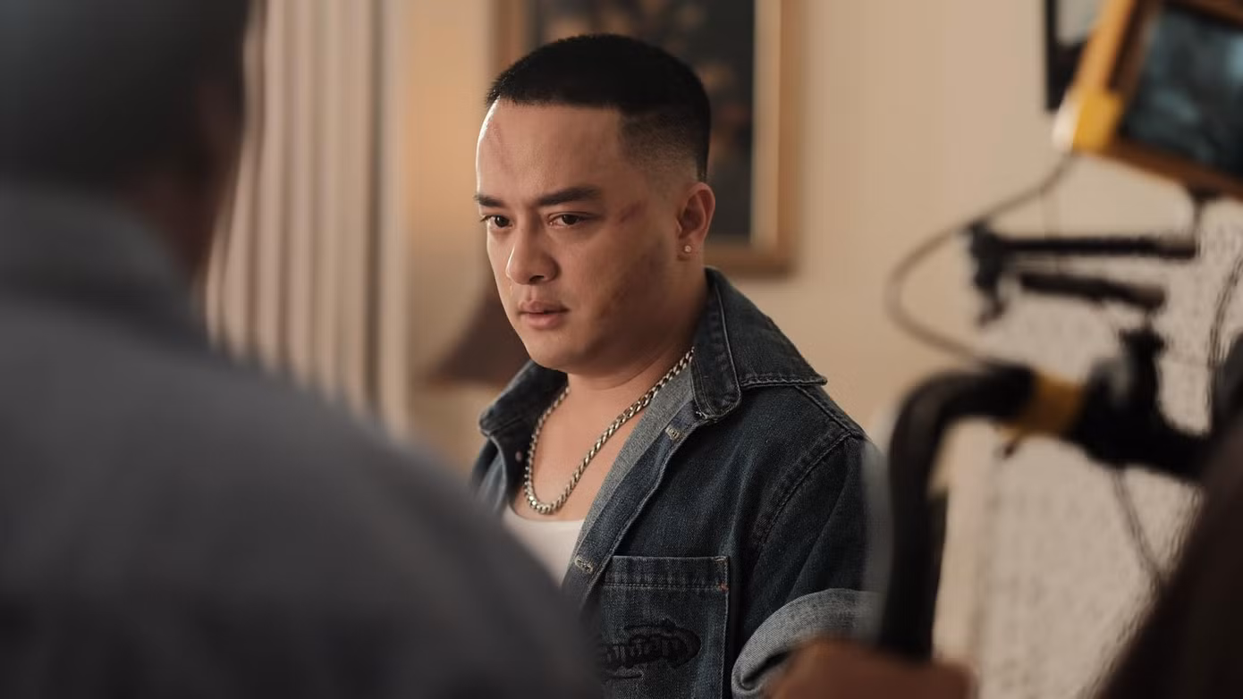 Hình ảnh của Cao Thái Sơn trong MV.