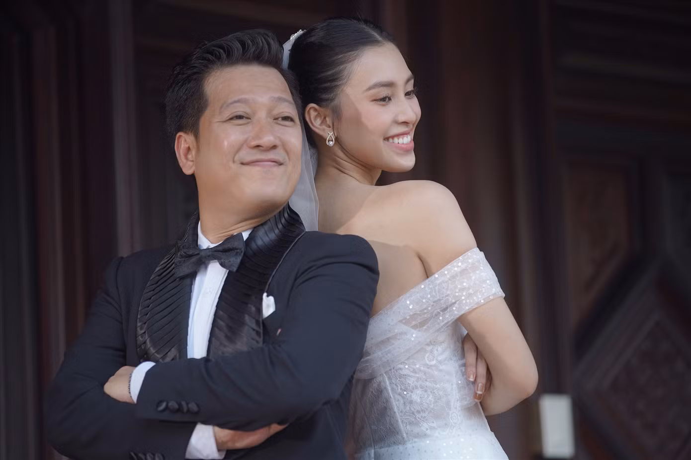 Tiểu Vy đóng chính trong Chủ tịch giao hàng.