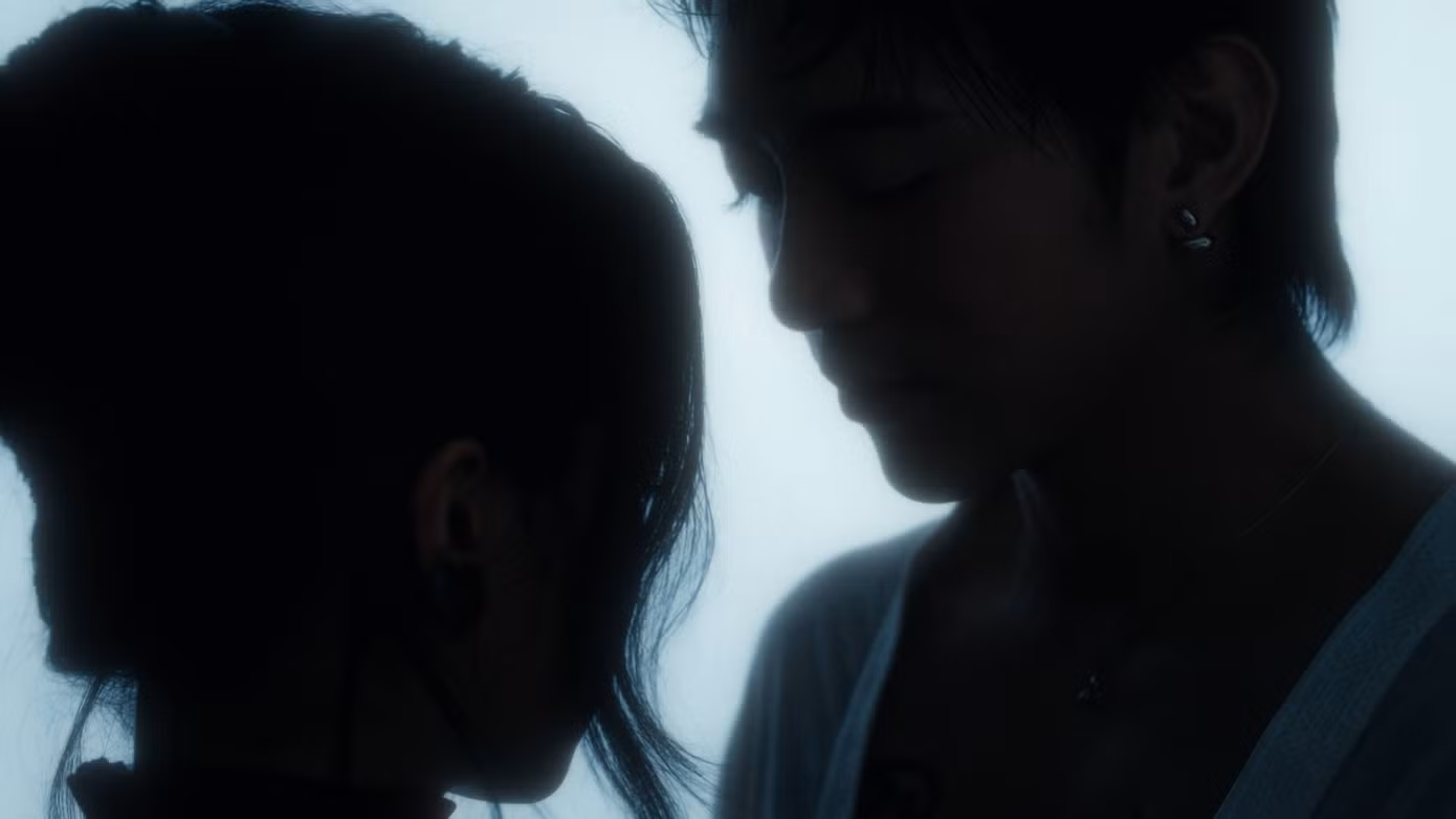Một vài hình ảnh trong MV.