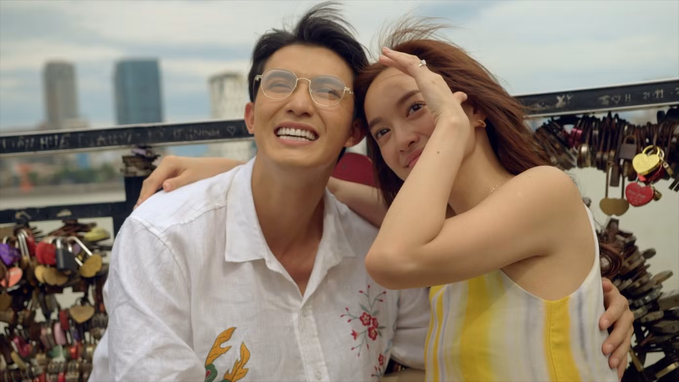 Trần Ngọc Vàng và Kaity Nguyễn chưa thực sự ăn ý khi đóng cặp.