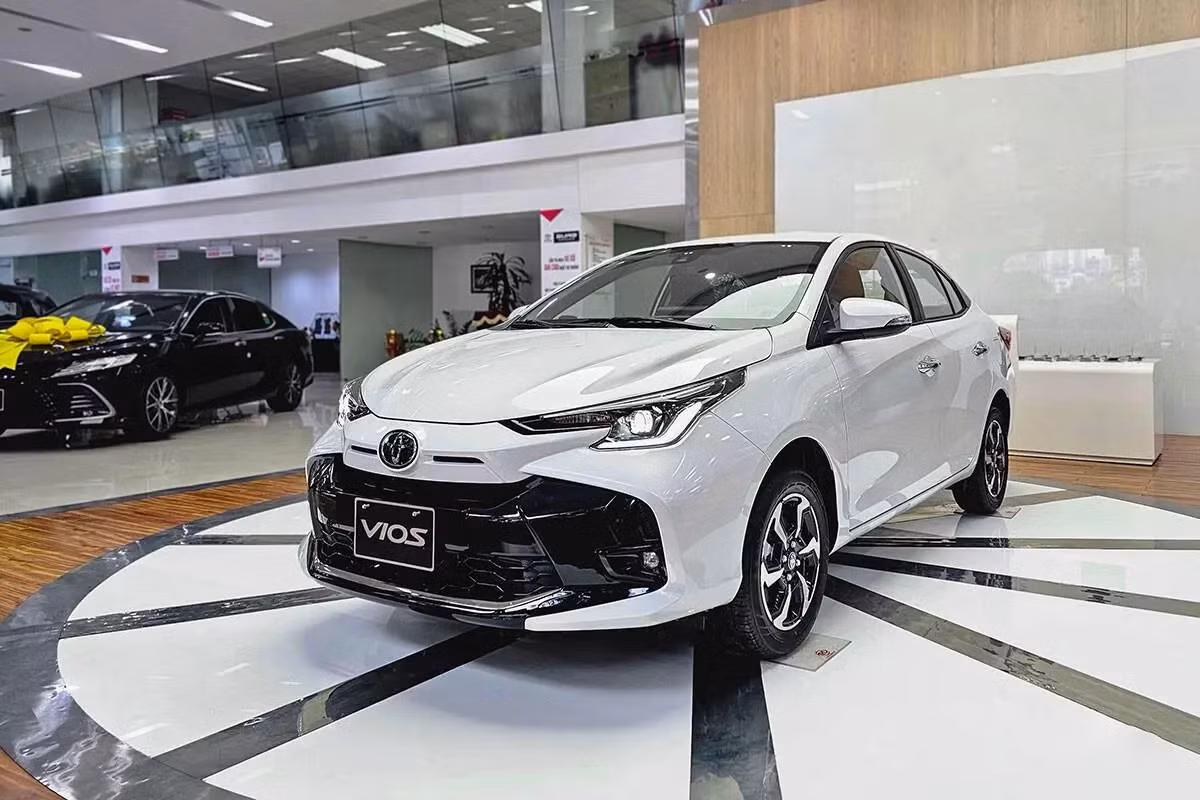 toyota-vios-showroom.jpg