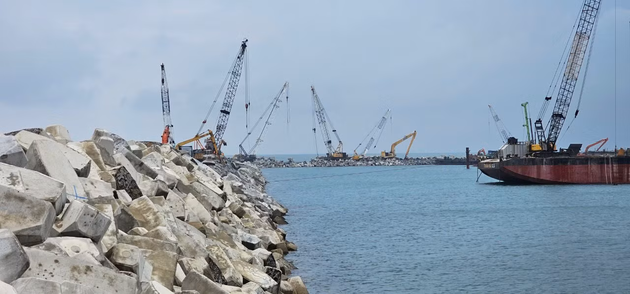 Phương án nhấn chìm vật chất thải trước đây sẽ gây ô nhiễm môi trường.