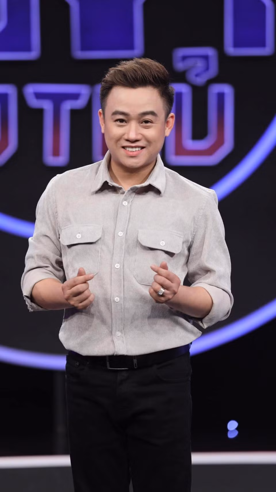 Hữu Tín từng là diễn viên hài, anh sắp bị xét xử vì vi phạm pháp luật.