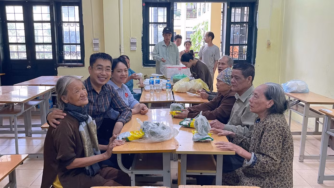 Người dân tại nơi tạm trú được đảm bảo lương thực, thực phẩm