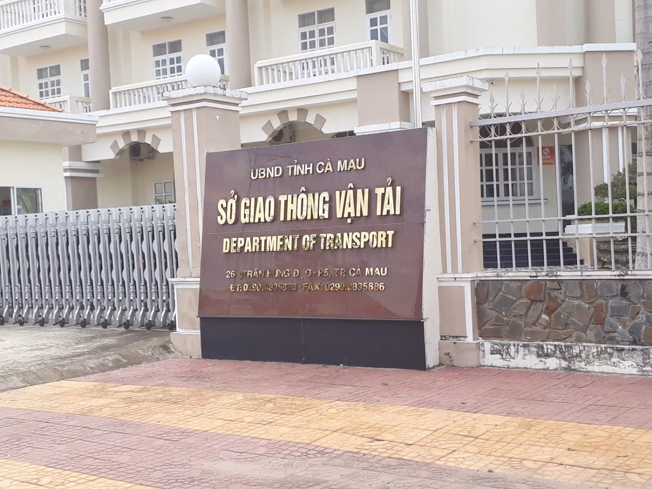 Phòng QLCL-KCHT (Sở GTVT Cà Mau) có nhiều thiếu sót trong tham mưu cấp phép lưu hành xe quá tải trọng, xe quá khổ giới hạn...