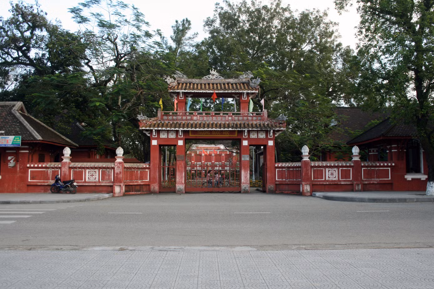 Đây cũng là địa điểm tham quan du lịch nổi tiếng cũng như niềm tự hào của người dân xứ Huế. Ảnh: Internet