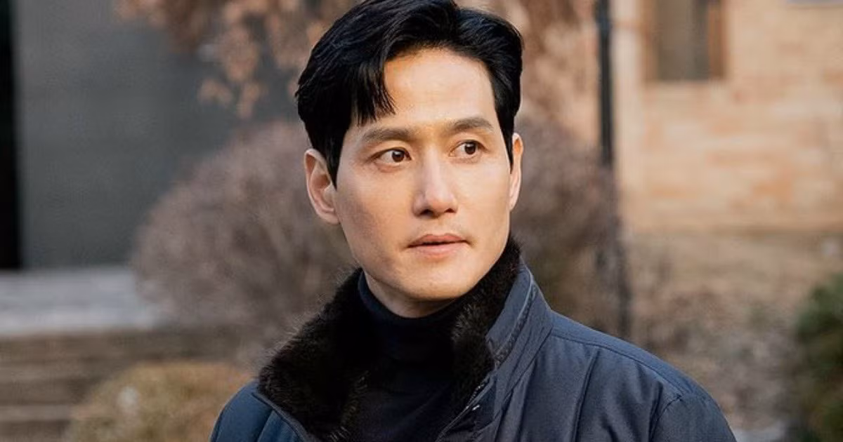 Park Hae Joon trong Thế giới hôn nhân bị ghét vì ngoại tình, hèn hạ.