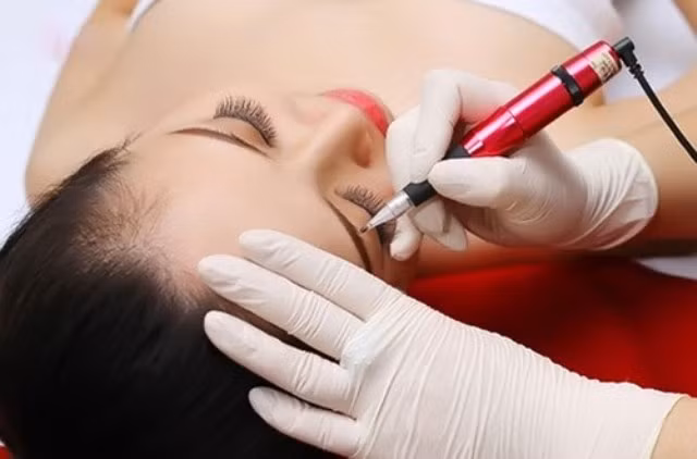 Nhiễm HIV, viêm gan B vì phun xăm môi, lông mày ảnh 1