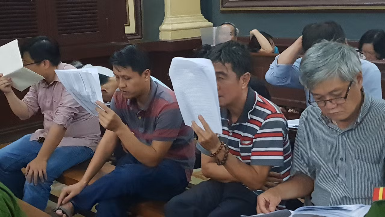 Ông Trần Phương Bình tiếp tục bị khởi tố cùng 9 bị can khác ảnh 5
