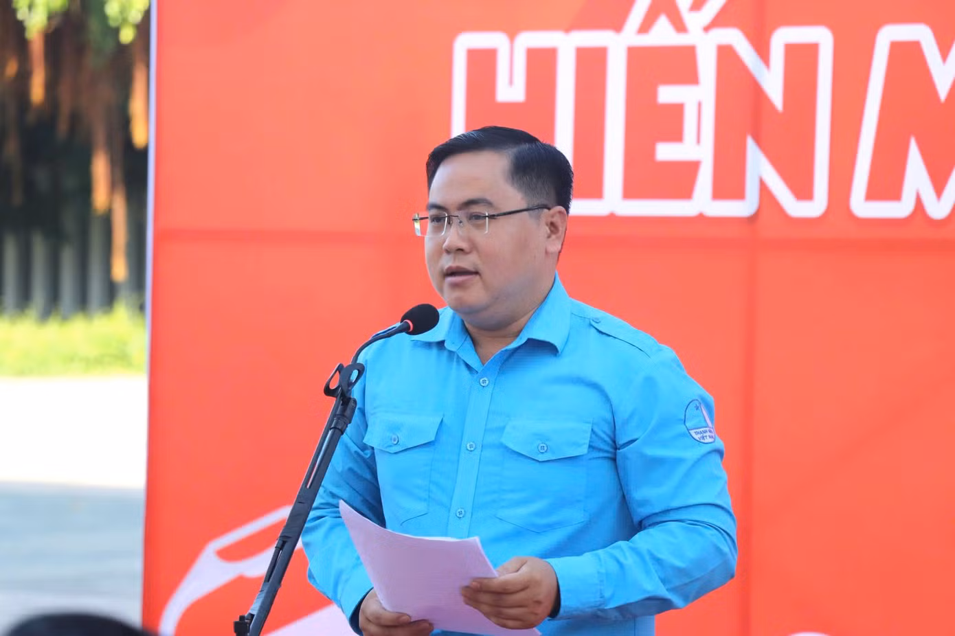 Anh Phan Thanh Trẻ - Phó Bí thư Tỉnh Đoàn, Chủ tịch Hội LHTN Việt Nam tỉnh Bến Tre phát biểu.