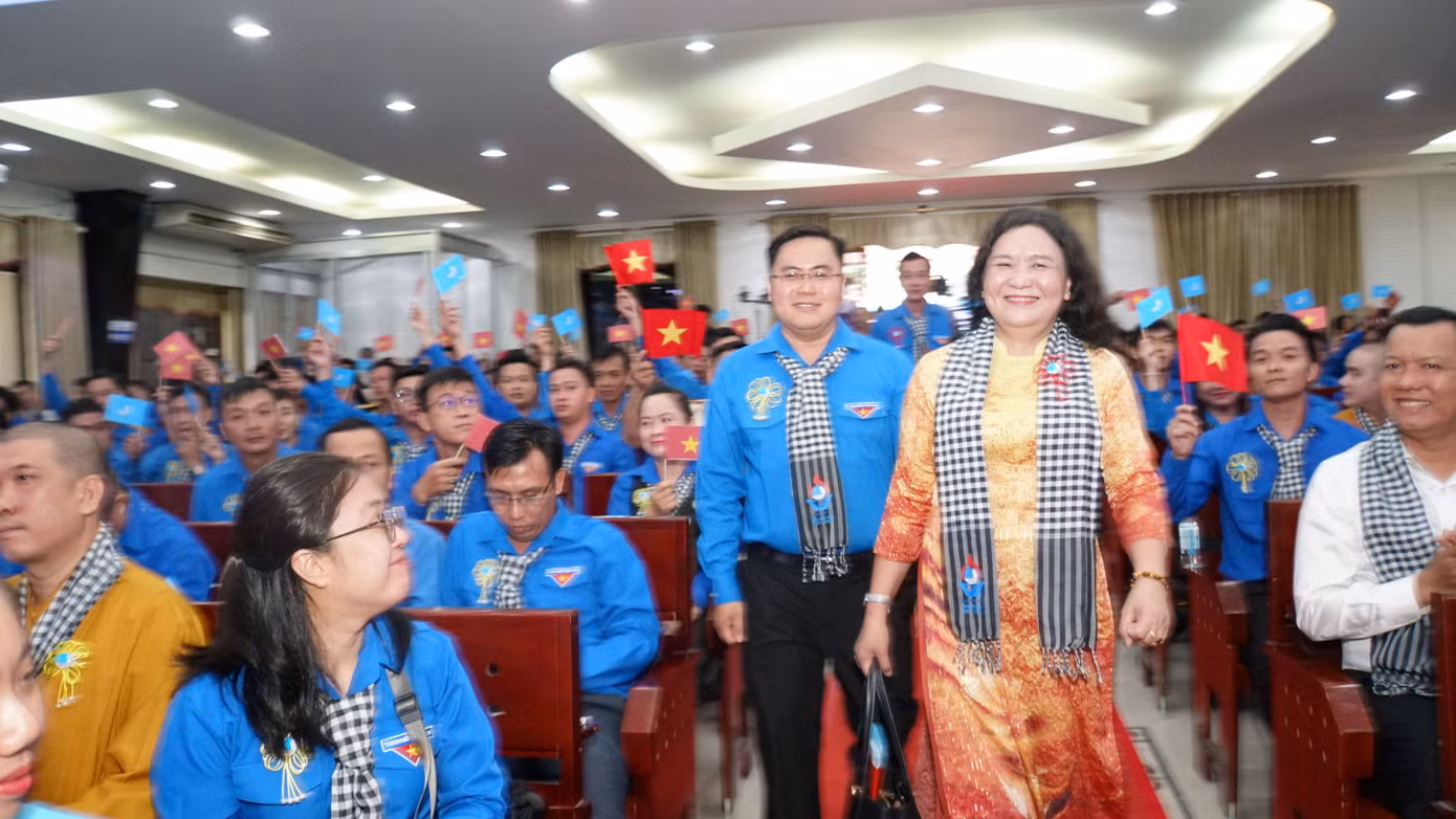 Quyền Bí thư Tỉnh ủy Bến Tre Hồ Thị Hoàng Yến tham dự đại hội. Ảnh: Hòa Hội