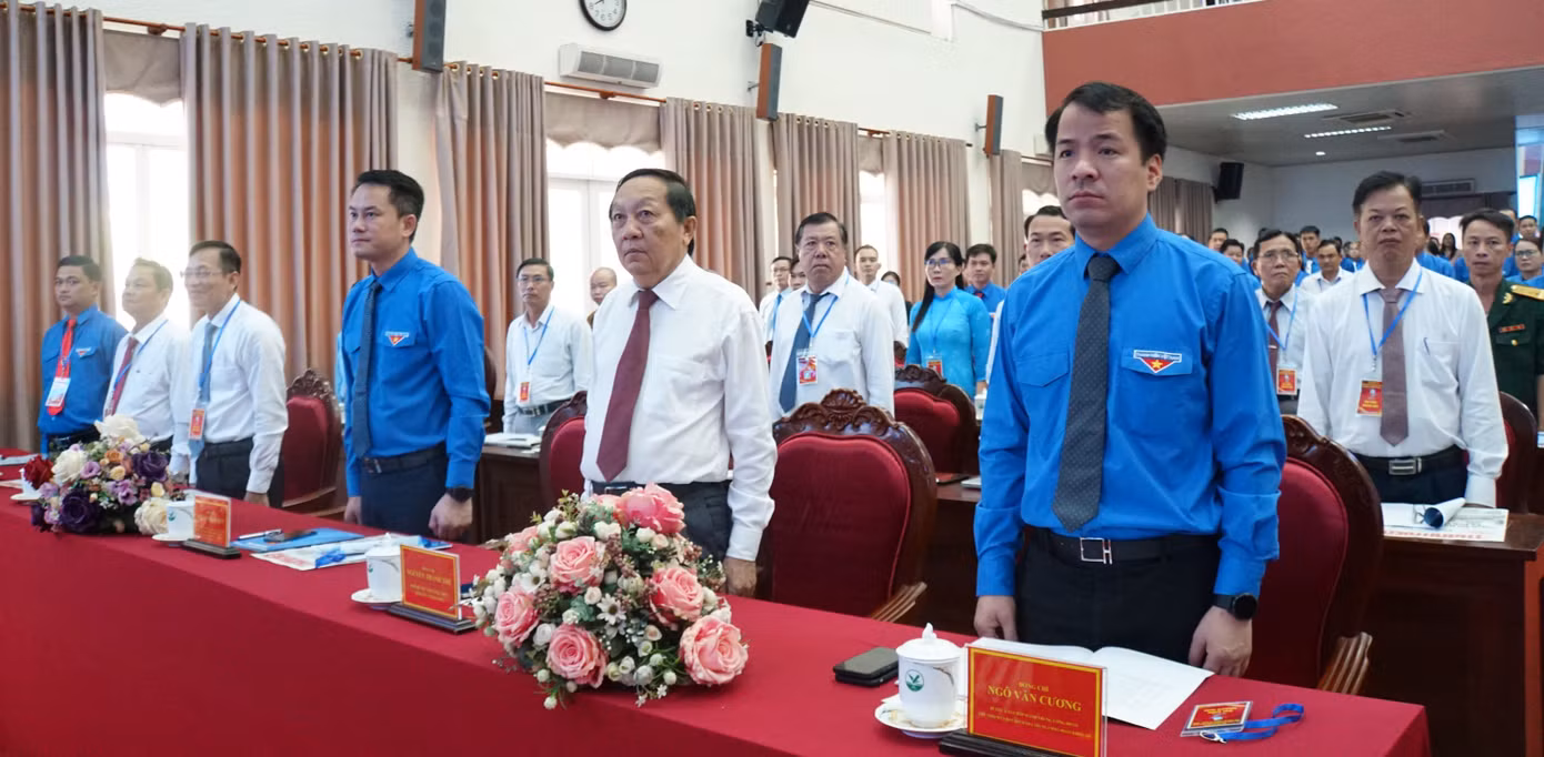 Anh Ngô Văn Cương - Bí thư T.Ư Đoàn, Chủ nhiệm Ủy ban Kiểm tra T.Ư Đoàn (hàng đầu bên phải) dự đại hội. Ảnh: Hòa Hội Anh Ngô Văn Cương - Bí thư T.Ư Đoàn, Chủ nhiệm Ủy ban Kiểm tra T.Ư Đoàn (hàng đầu bên phải) dự đại hội. Ảnh: Hòa Hội
