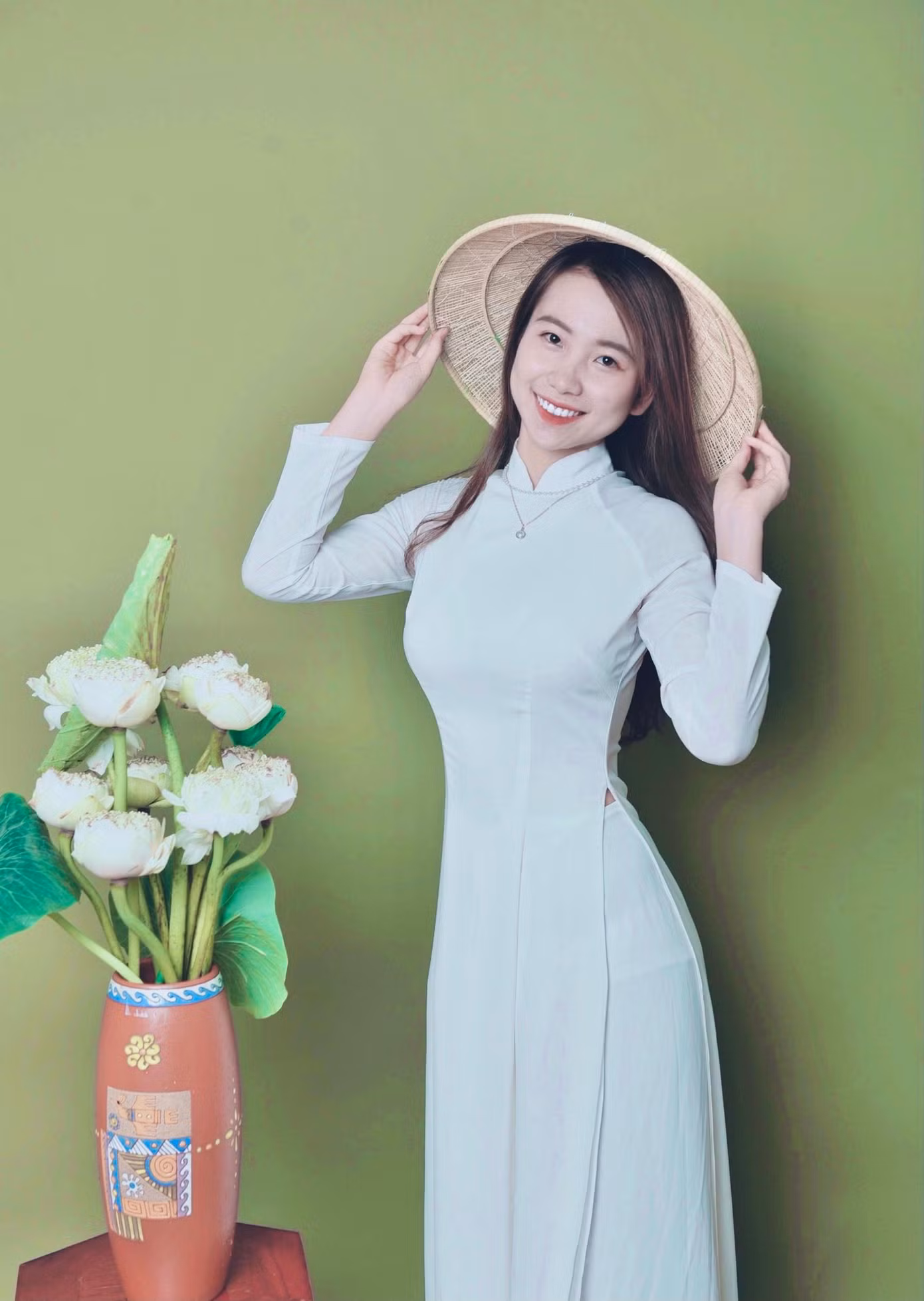 Trần Thu Trà hiện là sinh viên năm 2 chuyên ngành Y khoa trường Đại học Y Dược Thái Nguyên.