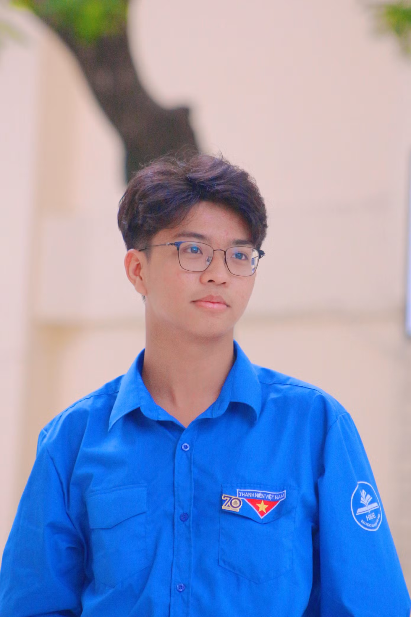 Nguyễn Hoàng Gia Phúc (sinh năm 2002) đang là sinh viên năm 3, Khoa Lịch sử, Trường Đại học Sư phạm Hà Nội.