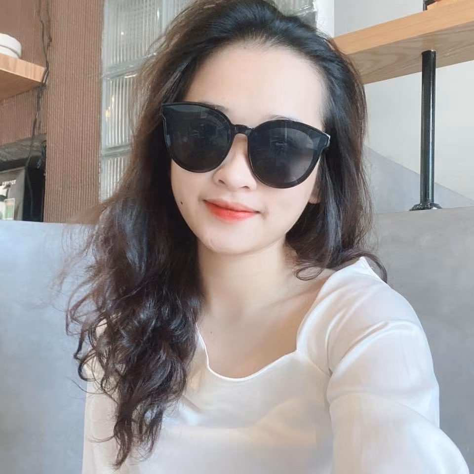Câu nói Trần Hạnh từng nghe được và vô cùng tâm đắc: "Trên con đường của sự thành công không có dấu chân của những kẻ lười biếng."