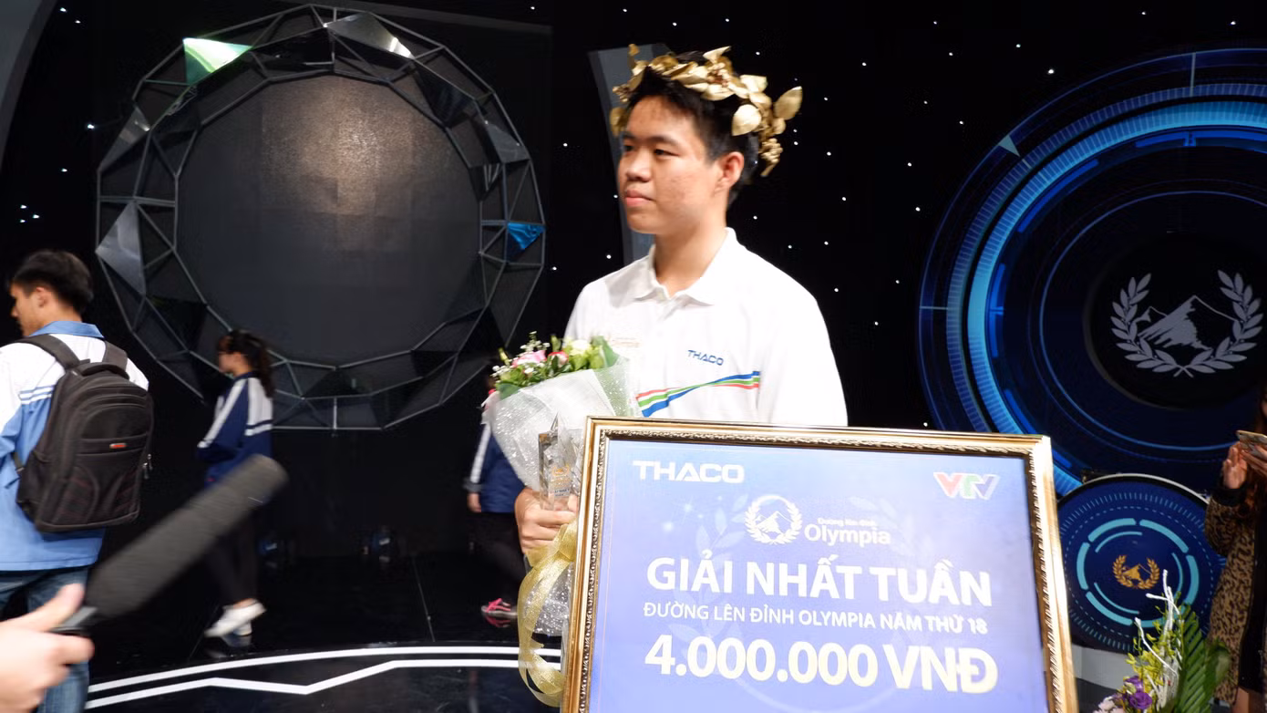 Trần Nguyễn Nhất Tín được biết đến sau chương trình Đường lên đỉnh Olympia năm thứ 18.