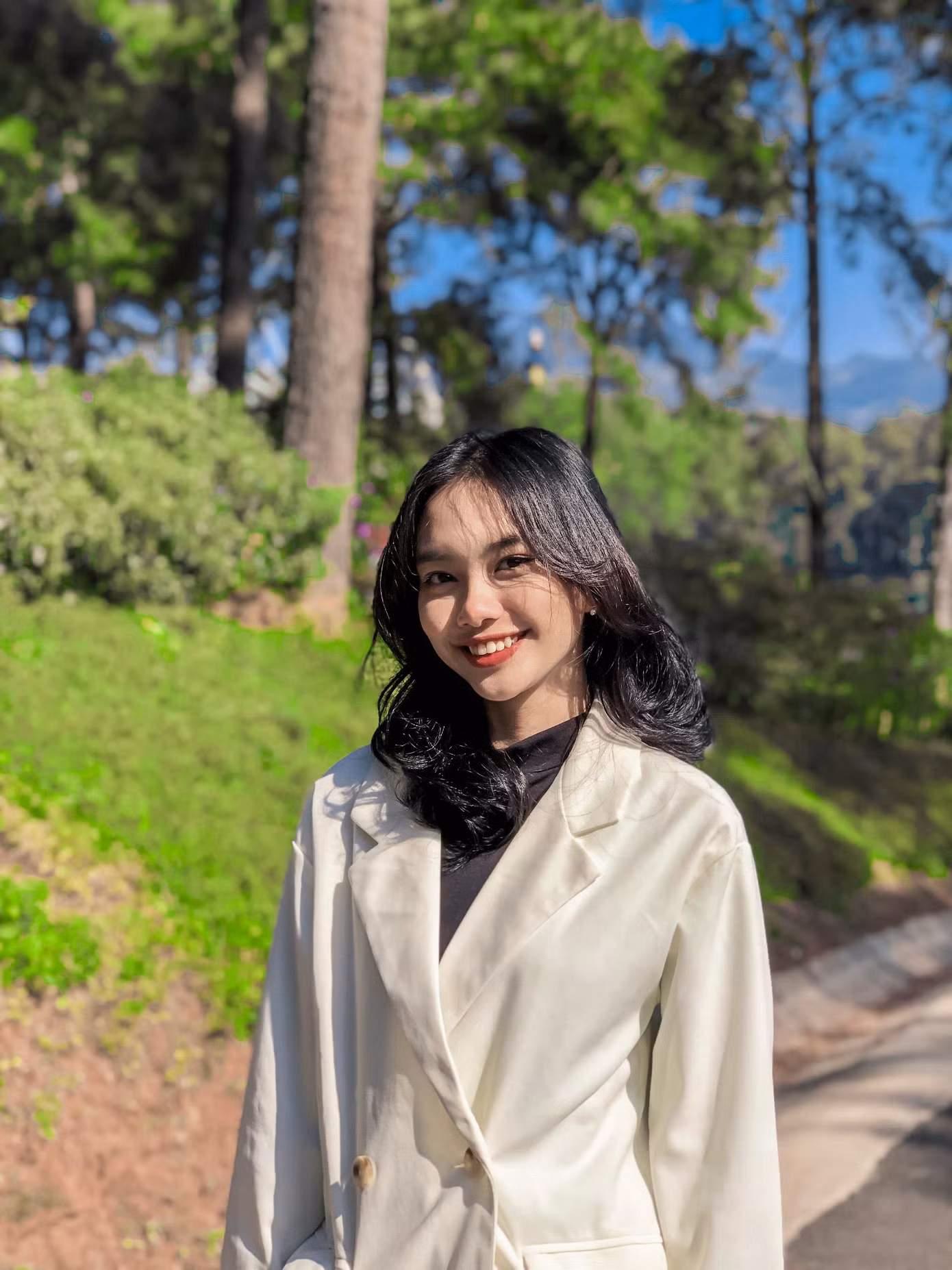 Nguyễn Thị Phương Anh, sinh năm 2001, hiện tại đang là sinh viên năm 3 chuyên ngành Hướng dẫn du lịch quốc tế, trường Đại học Văn hóa Hà Nội.