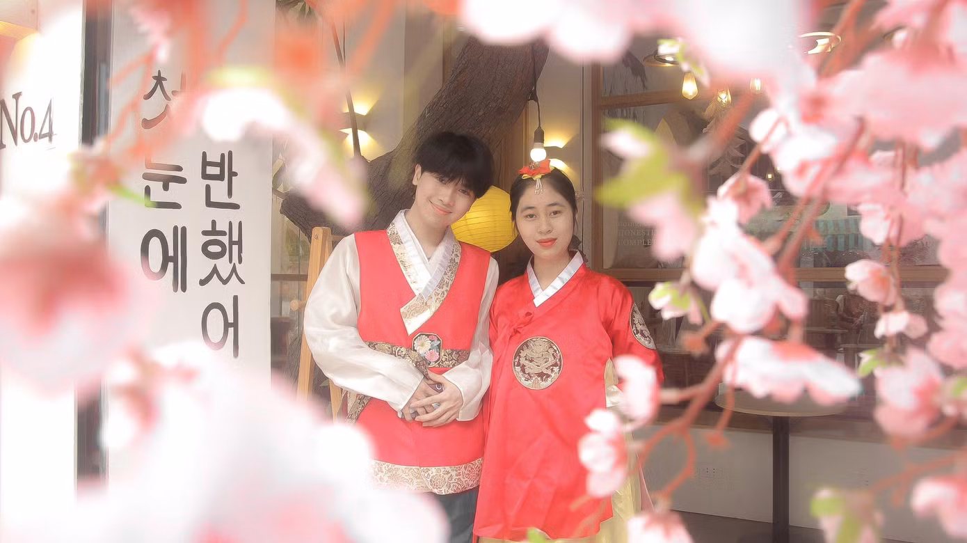 Tất Lâm chịu ảnh hưởng rất lớn từ làn sóng Hallyu.