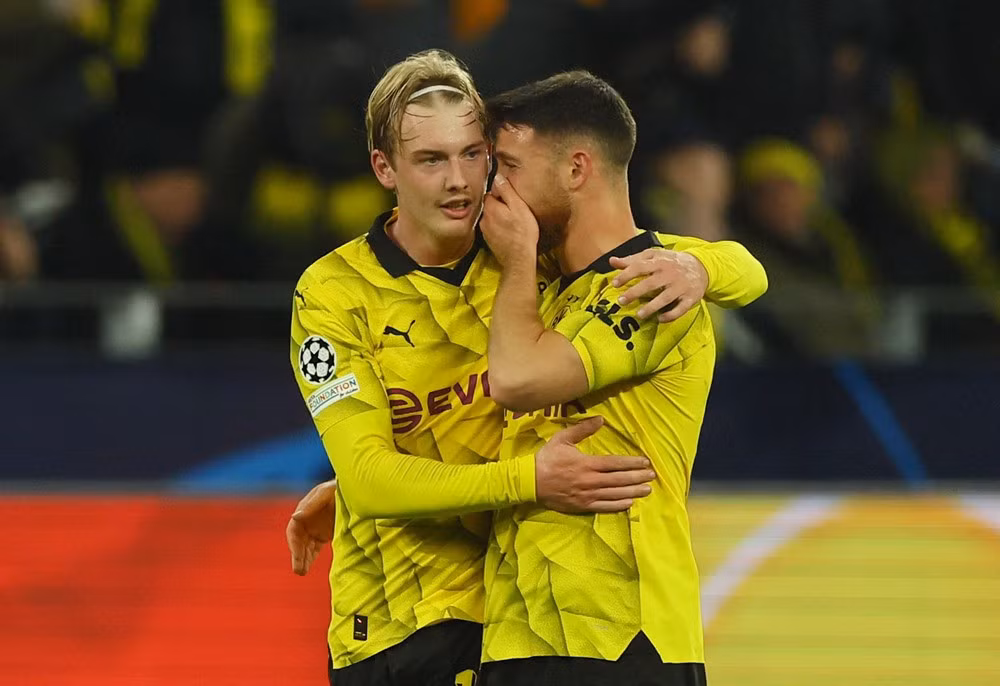 Dortmund đã vươn lên dẫn đầu bảng F
